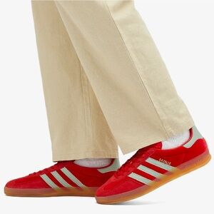RED ADIDAS GAZELLE INDOOR
